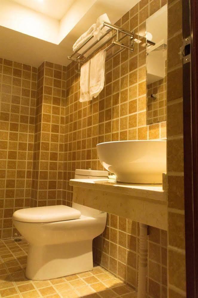 Chongqing Sipulan Express Hotel Екстер'єр фото